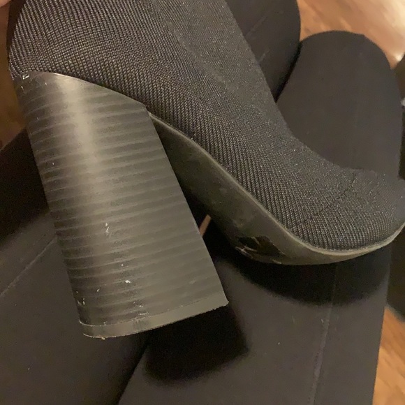 Wild Diva • Black sock chunky heel ankle boots - Picture 7 of 8